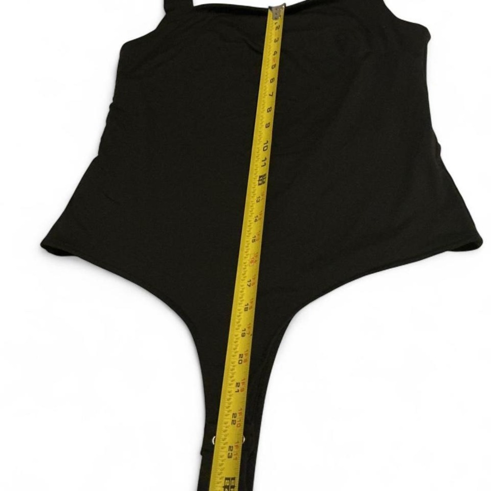 REORIA Bodysuit Women XL Black Excellent Square Neck Sleeveless Minimalist - Picture 2 of 8